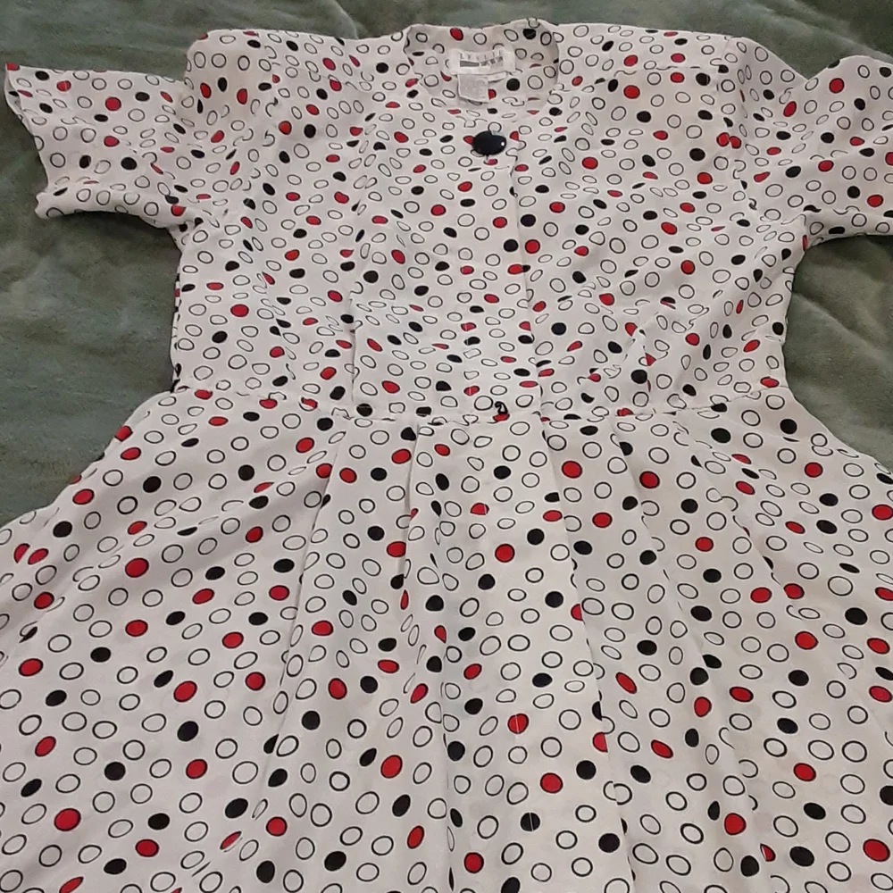 Women dress - Picture 4 of 5